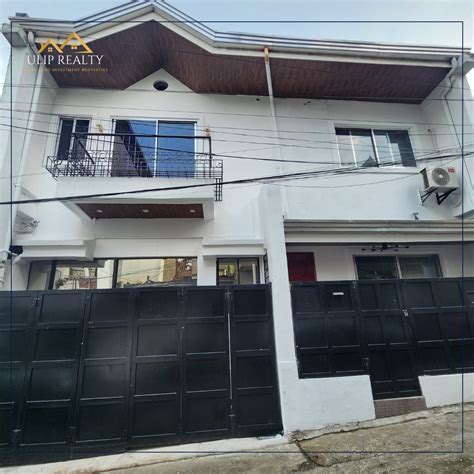 Pre Owned House And Lot For Sale In Quezon City.